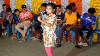 পিচ্চি মেয়ের অস্থির নাচ  হেইলা দুইলা নাচ  Heila Duila Nach Dance by Misty  Bangla Wedding Dance [upl. by Eatnad]