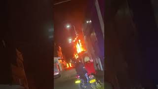 INCENDIO EN EL CENTRO DE PALMIRA EN LA MADRUGADA DEL LUNES FESTIVO [upl. by Duile812]