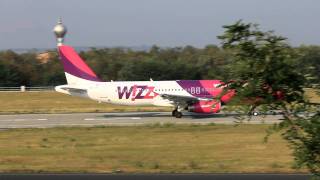 Wizzair felszállás 20110826 HALPZ [upl. by Doralyn]