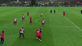 El Increíble Caño De Neymar En Entrenamiento  PSG  Skills [upl. by Lundt]