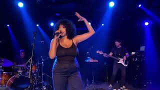 Mahalia “Hide Out” live at Union Stage 101519 [upl. by Elmaleh349]