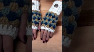 tuto mitaines au crochet [upl. by Borman]