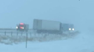 50 Vehicles pile up on I80 between mile markers 261267 in Wyoming [upl. by Sidnal]