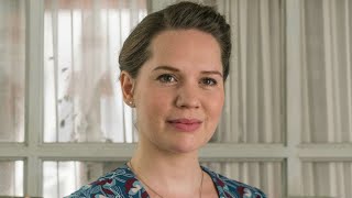 Amanda fra Badehotellet Sådan er mit forhold til tyskerne [upl. by Oiceladni886]