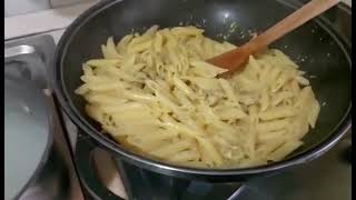 Pasta with Sausage Pistachio and Cream Pasta con Salsiccia Pistachio e Panna [upl. by Hendren69]