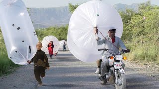 Pakistan Cheapest Way to Transport Cooking Gas to Home [upl. by Eiramik589]