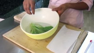 How to Spruce Up Wilted Lettuce  Ripe amp Fresh Fruits amp Veggies [upl. by Enelad427]