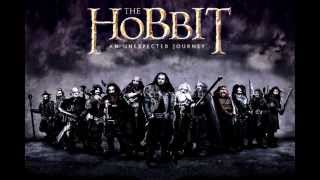 BSO El Hobbit Un Viaje Inesperado  quotAxe or Swordquot 5 [upl. by Lirbij]