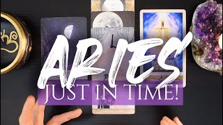 ARIES TAROT READING  quotOPPORTUNITY KNOCKSquot JUST IN TIME [upl. by Laroy]