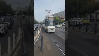 vatman super de treabă Tramvaiul V3A93CHPPC 4016 21 intrând în stația Ziduri Moși [upl. by Siramaj]