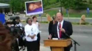 Dr Mark Geier Speaks at MercuryFree Vaccines Rally [upl. by Eibocaj]