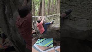 The Mantis V4  Squamish Bouldering [upl. by Rehptsirhc]