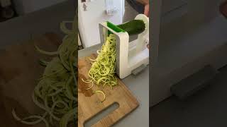 OXO Spiralizer is oddly satisfying [upl. by Clevie]