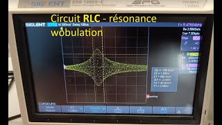 Circuit RLC  résonance wobulation [upl. by Wie]