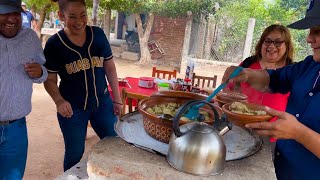 Las albondigas mas ricas y preparadas de la mejor manera claro de pollo  AY NOMAS [upl. by Nottirb]