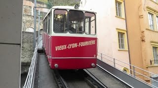 Lyon Funiculaire Fourvière F2  Vieux Lyon [upl. by Arrat596]