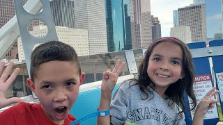 Ferris Wheel ride at Houston Aquarium [upl. by Yelserp]