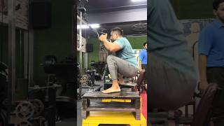 gymworkout gymexercise squad squatsfordays squatday fitspro fitworks gymexercises fitness [upl. by Saltzman]