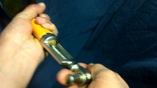 How to use a monopol corkscrew [upl. by Marb]