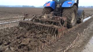 Spading Spitmachine Gramegna krukas spitter van Vug Gopro movie Newholland T6030 [upl. by Cleodal739]