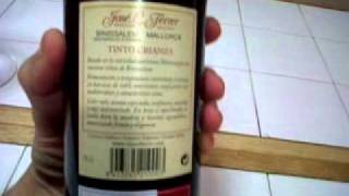 Presentación del vino tinto Jose L Ferrer crianza 2008 [upl. by Snilloc129]