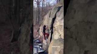 Underling V6  Powerlinez bouldering NY [upl. by Chilton]