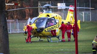 Schwerer Verkehrsunfall mit eingeklemmter Person in Aschach an der Donau [upl. by Nnyleitak450]