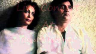 Jagjit and Chitra Singh Kothe Te Aa Mahiya Live in Concert [upl. by Donna529]