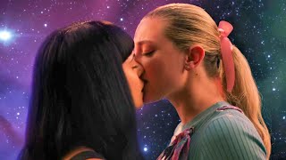 Betty and Veronica Kiss  Riverdale 7x14 [upl. by Marina]