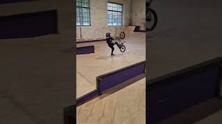 manual in der Reithalle Ulm khebike bmx bikelife bmxisfun [upl. by Heiskell]