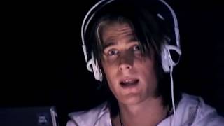 Basshunter  Vi sitter i ventrilo och spelar DotA [upl. by Padraig255]