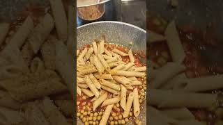 Penne integrali al sugo di piselli😋😋😋 shortsvideo genova food pasta [upl. by Llennor252]