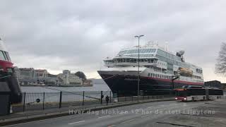 Hurtigruten hilser Bergen [upl. by Renferd]