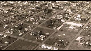 Vídeo com Imagens Históricas de Campo Mourão  PR  FEPAC 2015 [upl. by Yecaj]