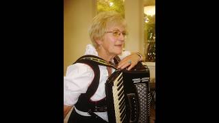 Rey Wanamaker and Joe Ross perform an Oktoberfest at Callahan Village in Roseburg OR on 4 Oct 2024 [upl. by Marijo]