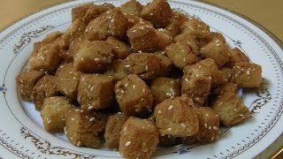 Shakarpara with Recipe  Crispy Sweet Shakarpara  Shankarpali [upl. by Komarek87]