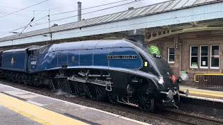 Sir Nigel Gresley at Penrith station 23524 [upl. by Ammon]