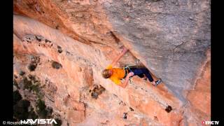 Alex Megos Nails First Ascent Crazy Gritstone Soloing in Peak District  EpicTV Climbing Daily [upl. by Leinnad]