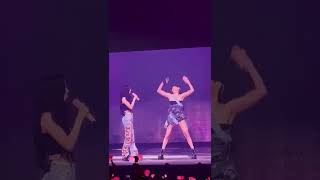 Lisa quotMoneyquot dance break 😩😳💖 [upl. by Nnaeirb]