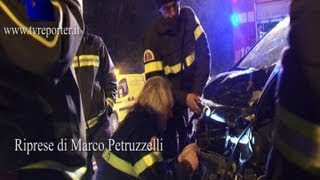 VOLANTE 113 INCIDENTE STRADALE GRAVE CON FERITI [upl. by Ttelrahc]