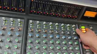 Giới thiệu về SSL matrix 2 console [upl. by Asilahs]