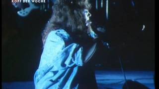 Udo Lindenberg amp Alla Pugatschowa 1985 live Wozu sind Kriege da [upl. by Lokin]