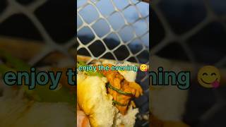 Mumbai special vada pao 😋minivlog viralvideo treandingshort Nausheenvlog [upl. by Htabazile87]