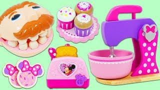 Baking Goods In Minnie Mouse Kitchen For Mr Play Doh Head [upl. by Jonny]