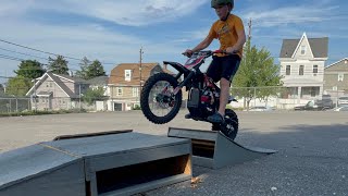 MotoTec 60V Pro 2000 Watt Electric Dirt Bike [upl. by Thurman]