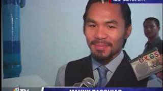 Manny Pacquiao gives Mommy Dionisia a diamond set [upl. by Nevear625]