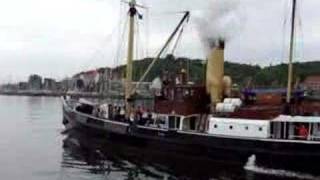 Bussard 102 year old steamship blowing her whistle [upl. by Maxia981]