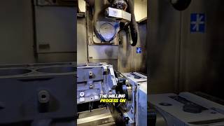 Old Milling Machine becomes new again [upl. by Tterab]