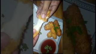 Mozzarella Sticks recipe 😋  Recipe in Hindi shorts [upl. by Eejan]