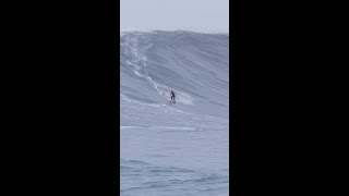 Huge set at Mavericks surfing [upl. by Dietz]